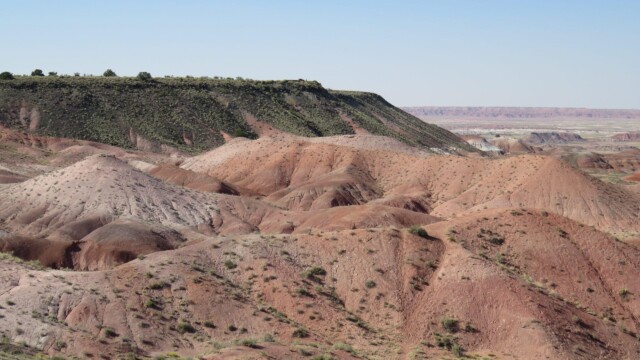 Panoramatický pohľad na okolie Národného parku Petrified Forest v Arizone